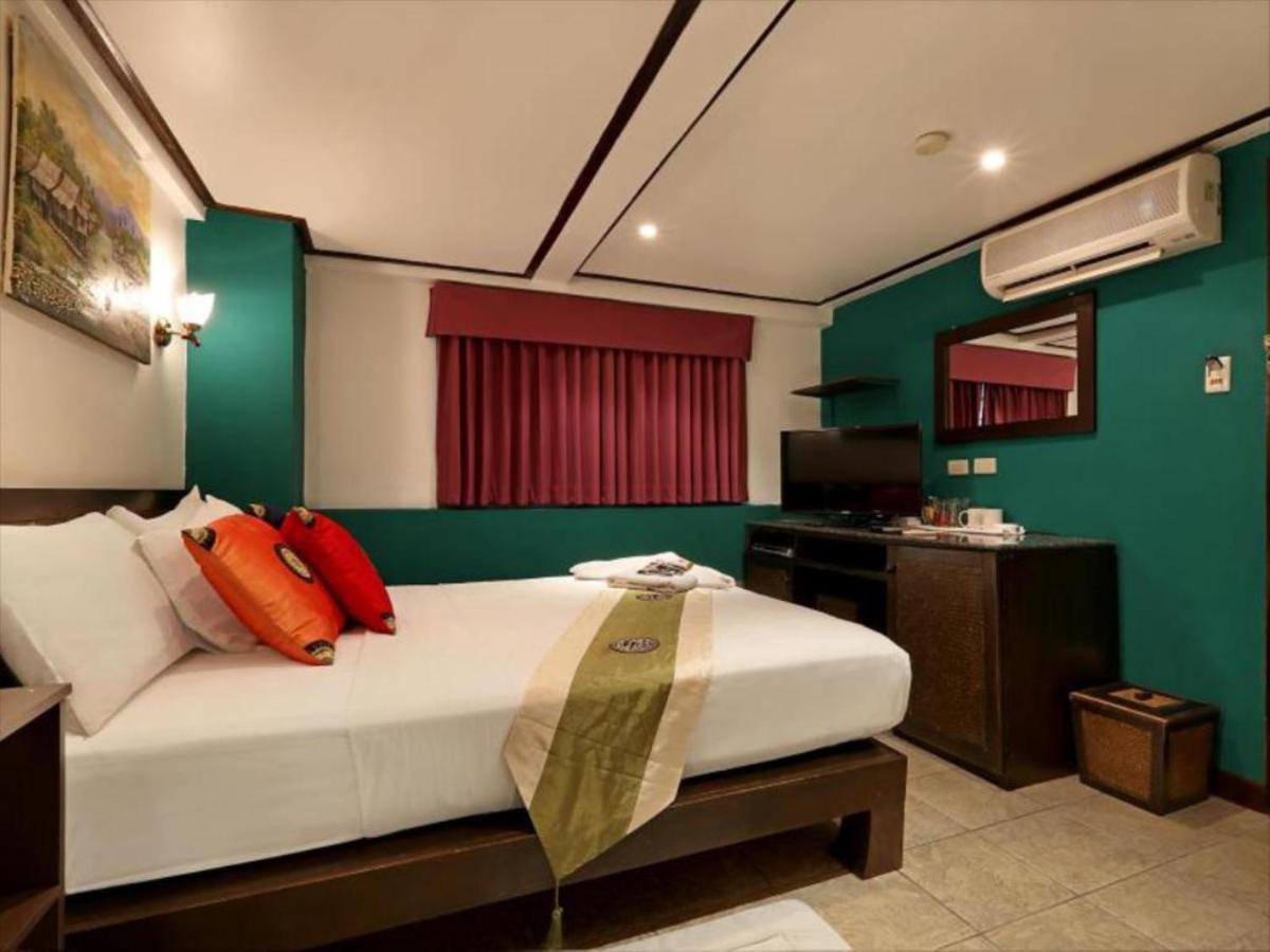 Angus O'Tool'S Guesthouse Karon Bagian luar foto